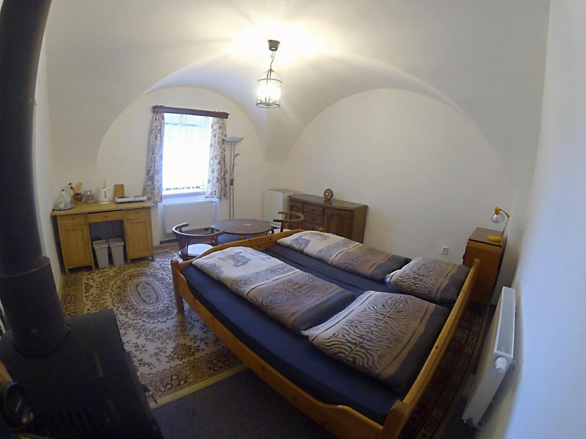 Statek Krinice Buitenkant foto